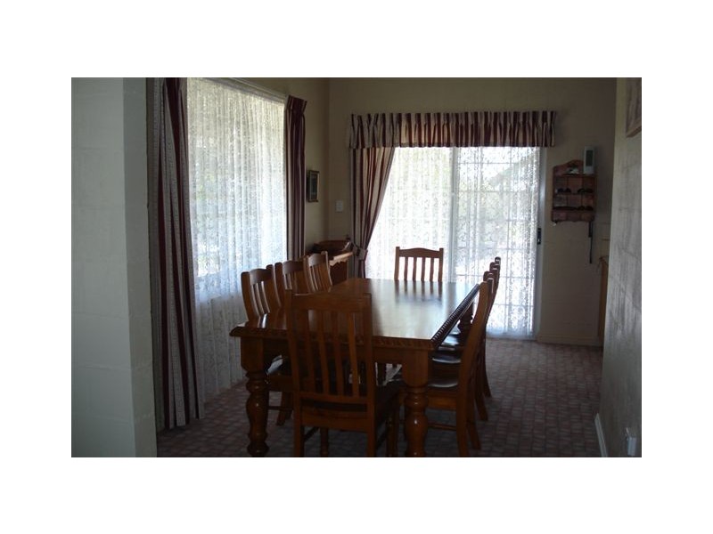 12 Bunkers Hill School Road, Westbrook QLD 4350
