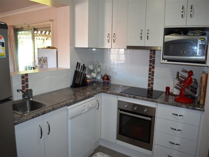 24 Noll Street, Kearneys Spring QLD 4350
