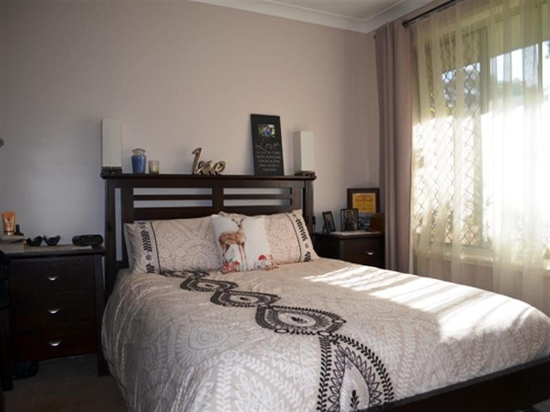 24 Noll Street, Kearneys Spring QLD 4350