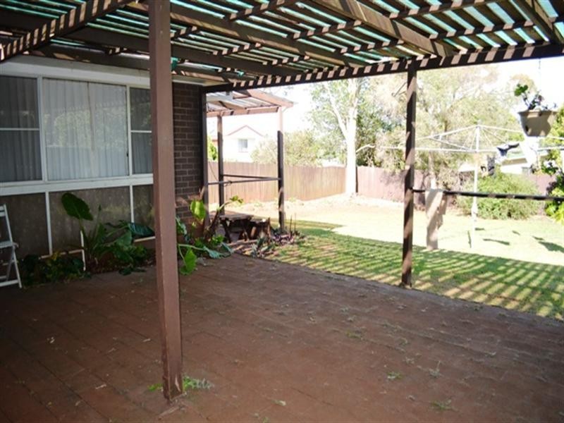 24 Noll Street, Kearneys Spring QLD 4350
