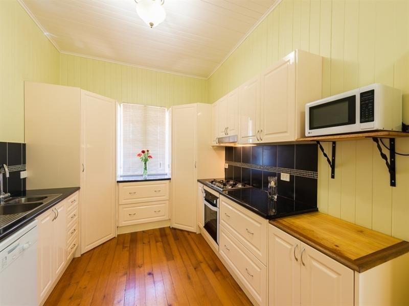 66 Phillip Street, South Toowoomba QLD 4350