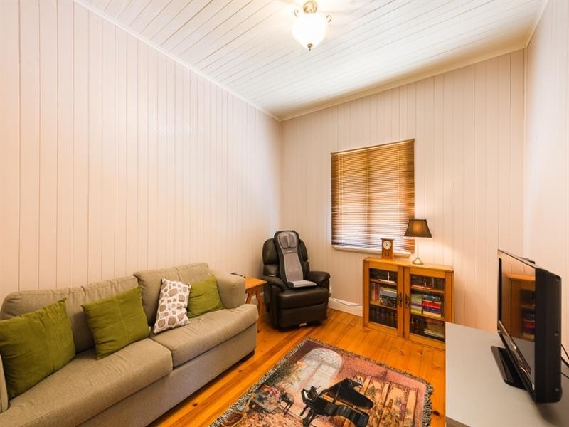 66 Phillip Street, South Toowoomba QLD 4350