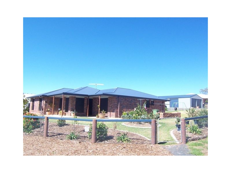 2 Edwin Street, Westbrook QLD 4350