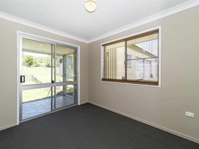 26 Petersens Road, Kingsthorpe QLD 4400