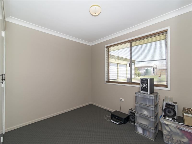 26 Petersens Road, Kingsthorpe QLD 4400