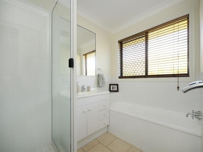 1/14 Uniplaza Court, Kearneys Spring QLD 4350