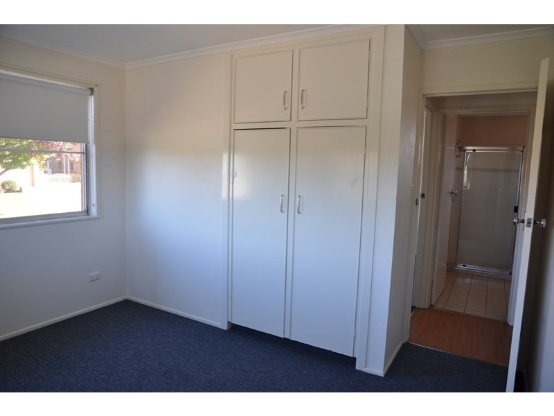 3/123 South Street, Centenary Heights QLD 4350