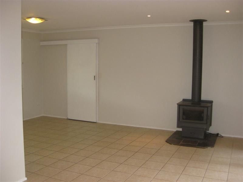 21 Arabian Street, Harristown QLD 4350