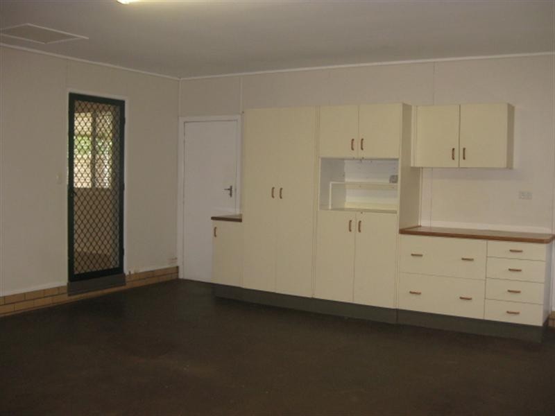 21 Arabian Street, Harristown QLD 4350