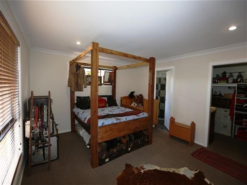 8 Corella Street, Meringandan QLD 4352