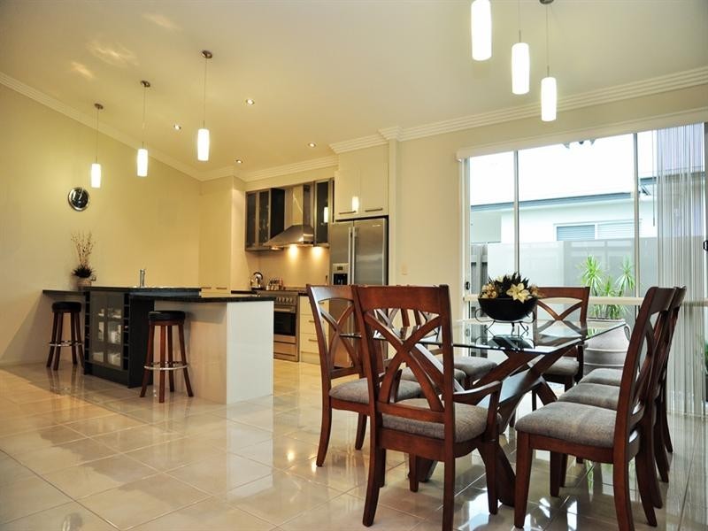 8 Beardsworth Court, Middle Ridge QLD 4350