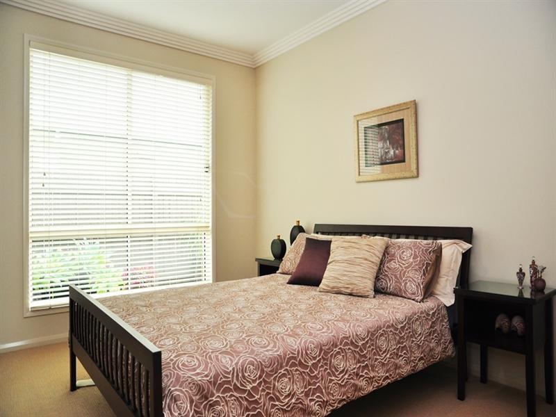 8 Beardsworth Court, Middle Ridge QLD 4350