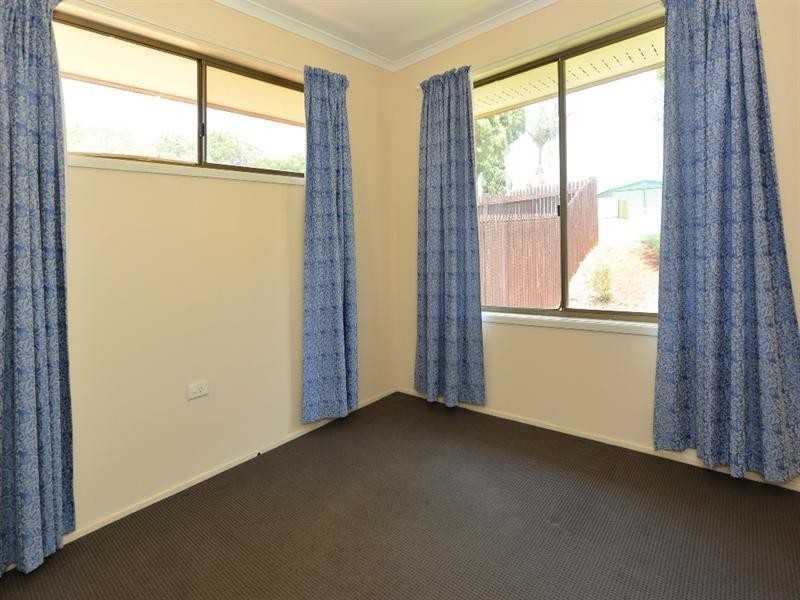 2 Herzer Court, Kearneys Spring QLD 4350