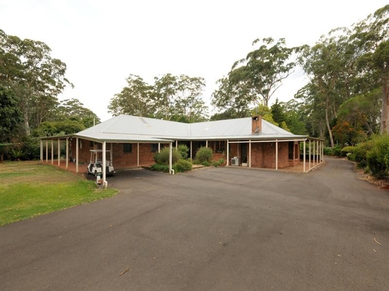 8 Michele Avenue, Highfields QLD 4352