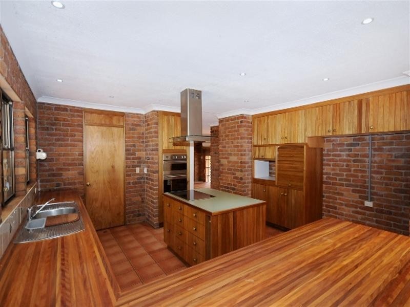 8 Michele Avenue, Highfields QLD 4352