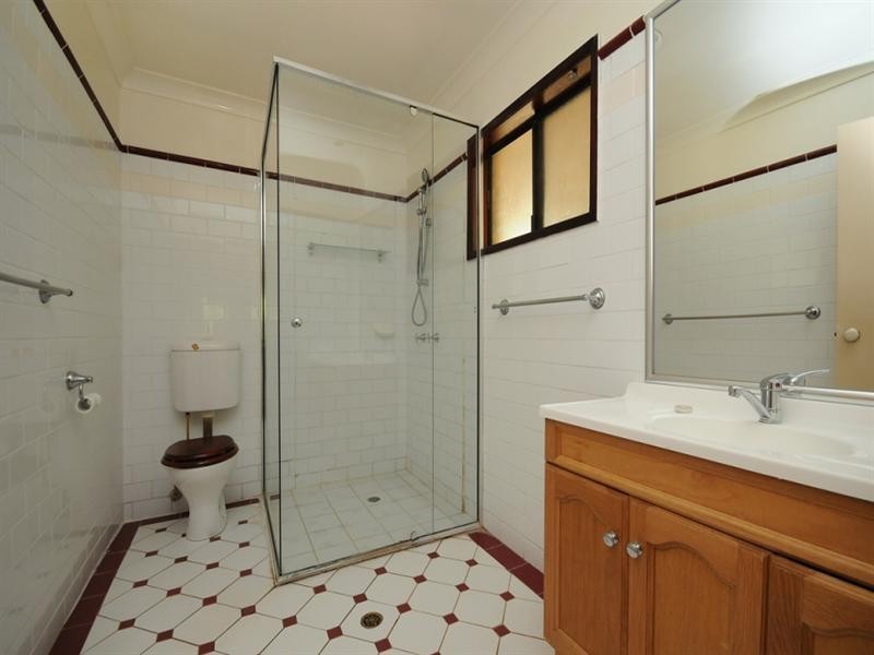 8 Michele Avenue, Highfields QLD 4352