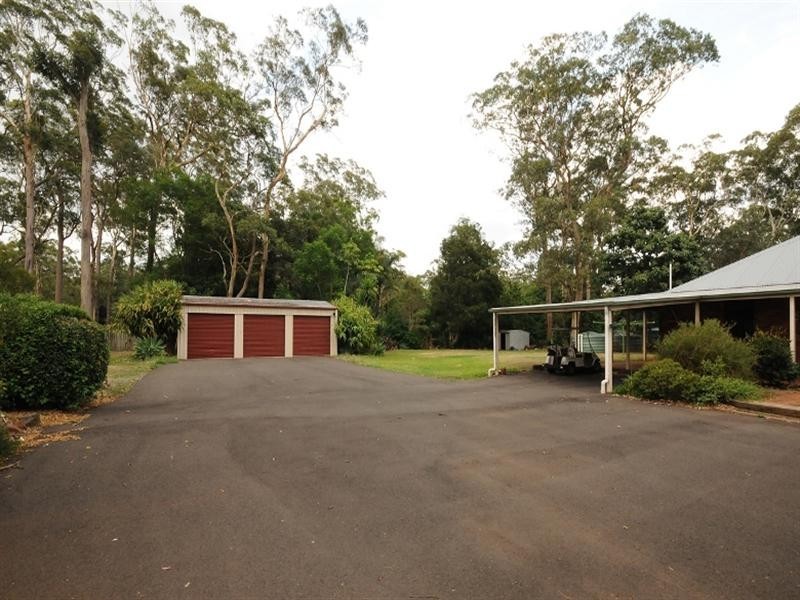 8 Michele Avenue, Highfields QLD 4352