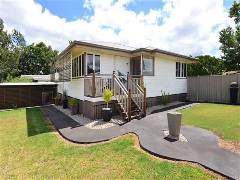 11 Hanlon Street, Newtown QLD 4350
