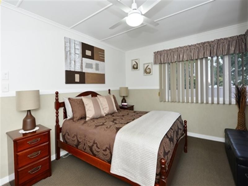 11 Hanlon Street, Newtown QLD 4350