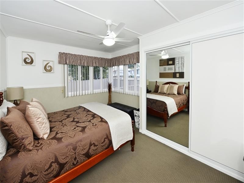 11 Hanlon Street, Newtown QLD 4350