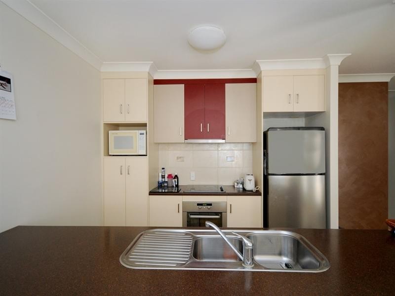 1/242 Mackenzie Street, Rangeville QLD 4350