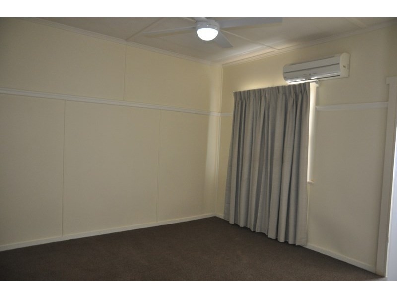 9 Dodd Street, Newtown QLD 4350