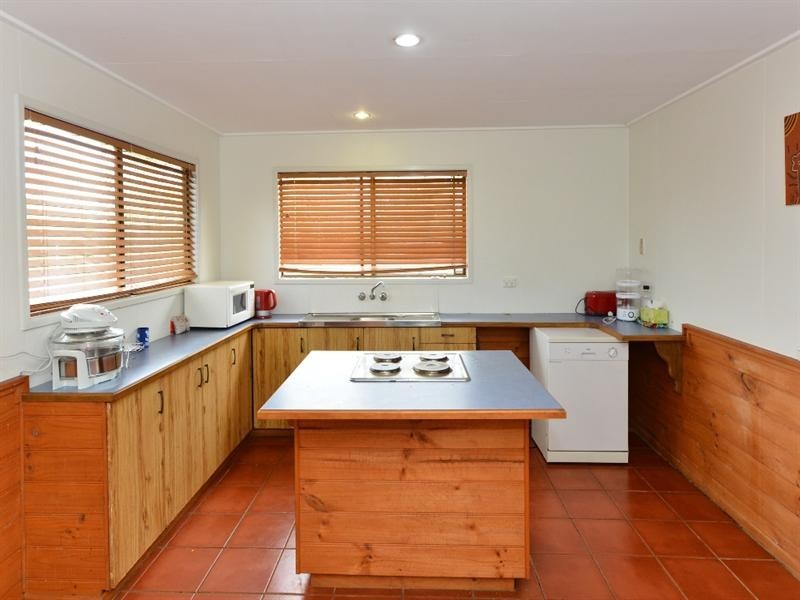 12574 New England Highway, Top Camp QLD 4350