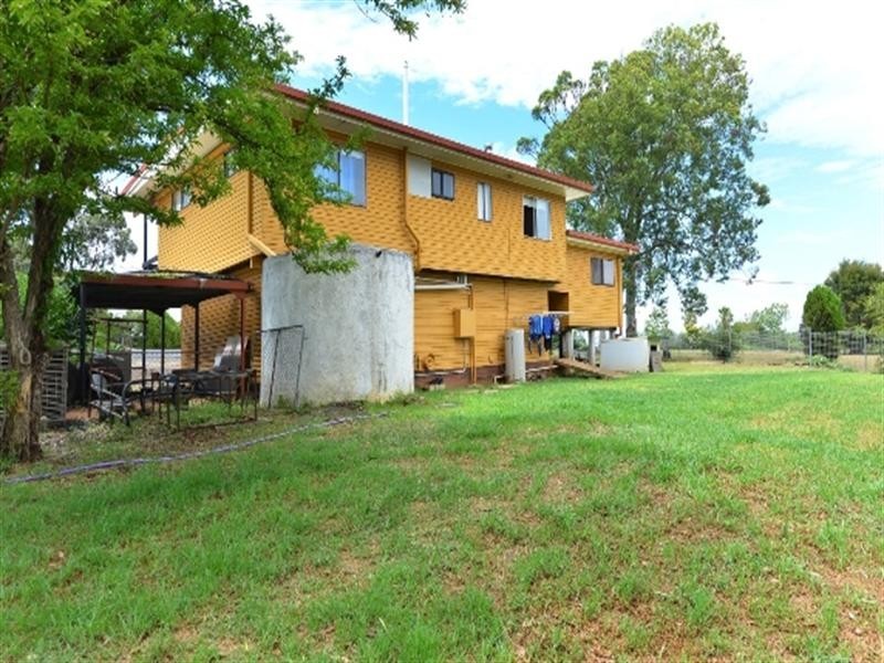 12574 New England Highway, Top Camp QLD 4350