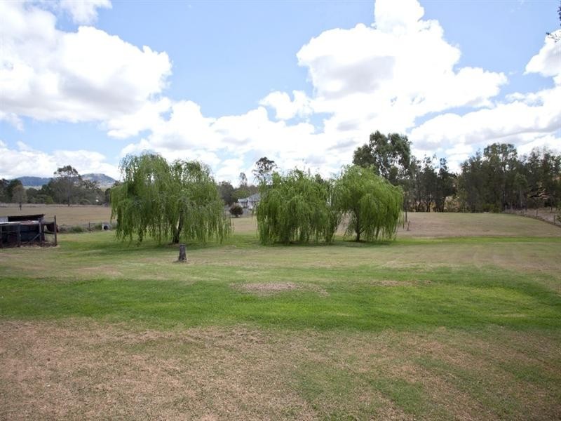 72 Gatton Creek Road, Withcott QLD 4352