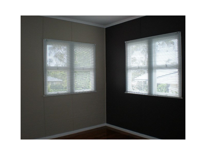 19 South Street, Rangeville QLD 4350