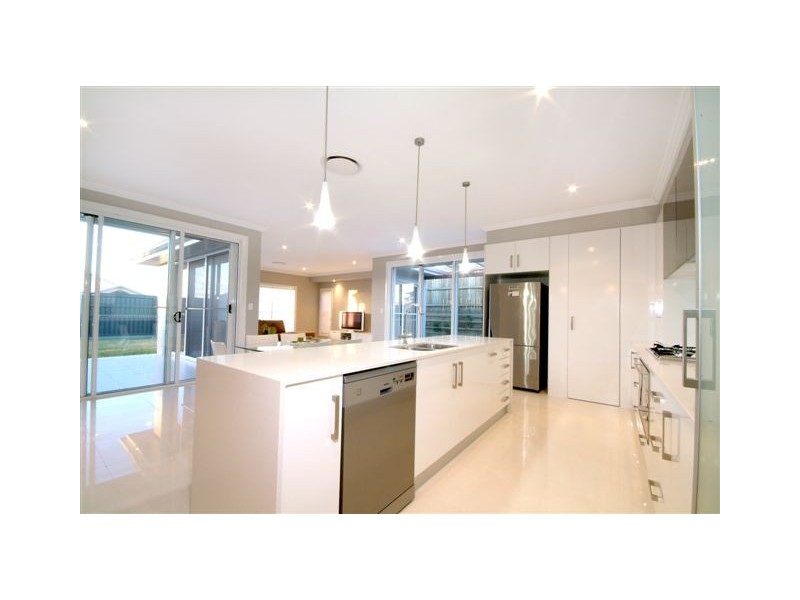 2 Quail Street, Rangeville QLD 4350