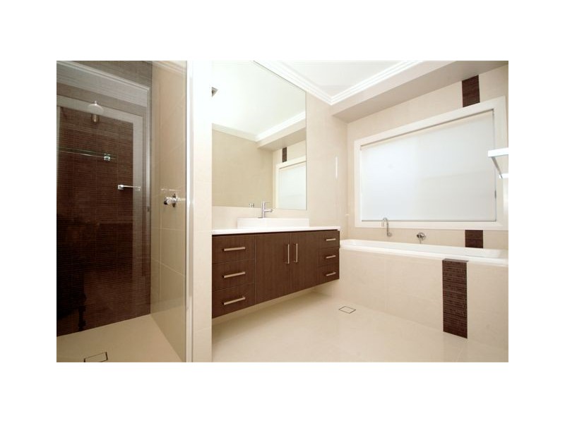 2 Quail Street, Rangeville QLD 4350