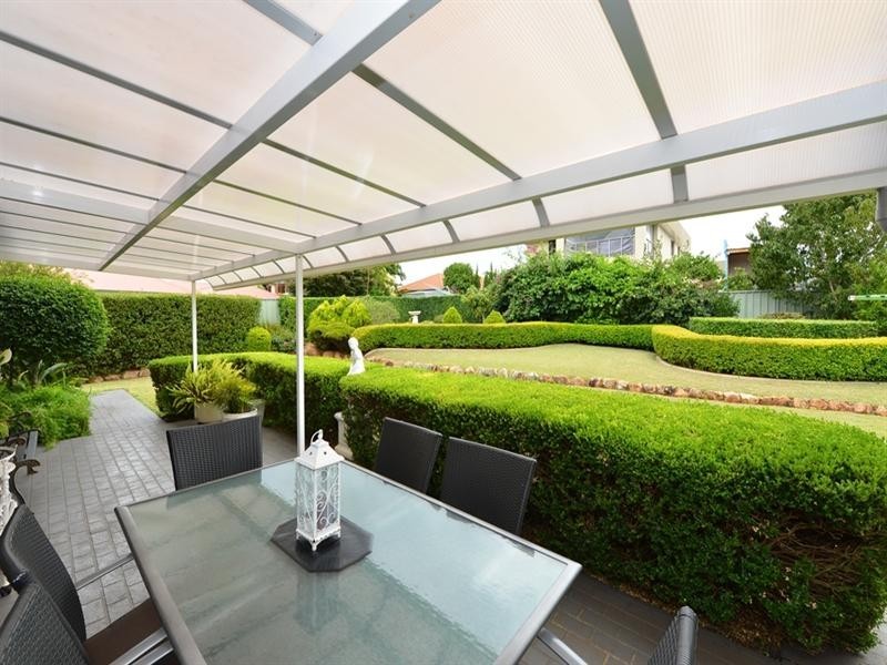 16 Llanwynne Court, Middle Ridge QLD 4350