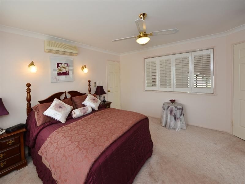 16 Llanwynne Court, Middle Ridge QLD 4350