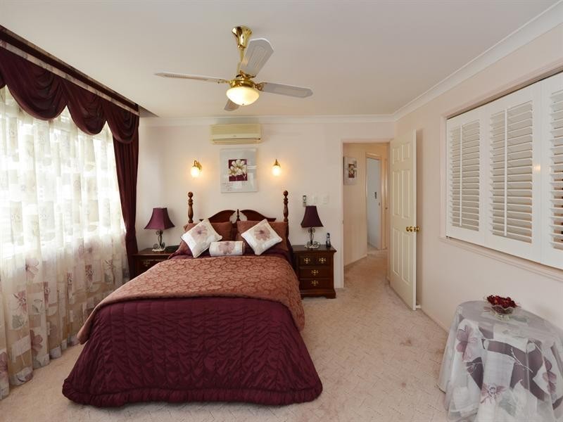 16 Llanwynne Court, Middle Ridge QLD 4350