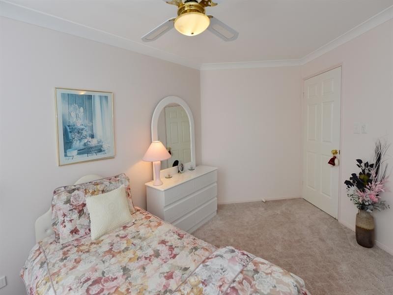 16 Llanwynne Court, Middle Ridge QLD 4350