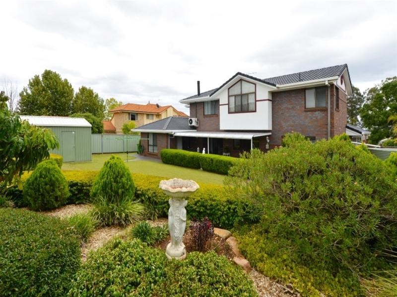 16 Llanwynne Court, Middle Ridge QLD 4350