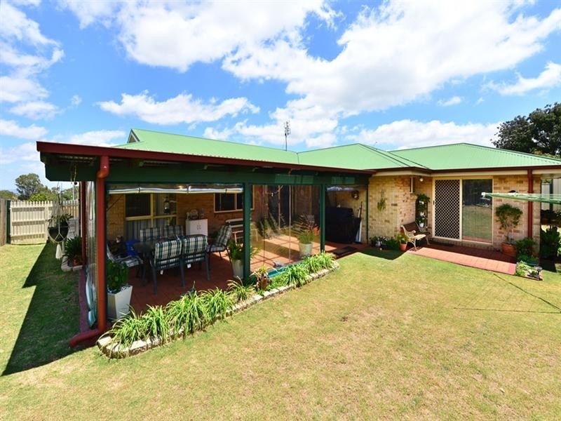 6 Hillcroft Court, Darling Heights QLD 4350