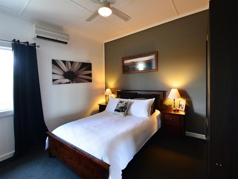 13 Catherine Crescent, Kingsthorpe QLD 4400