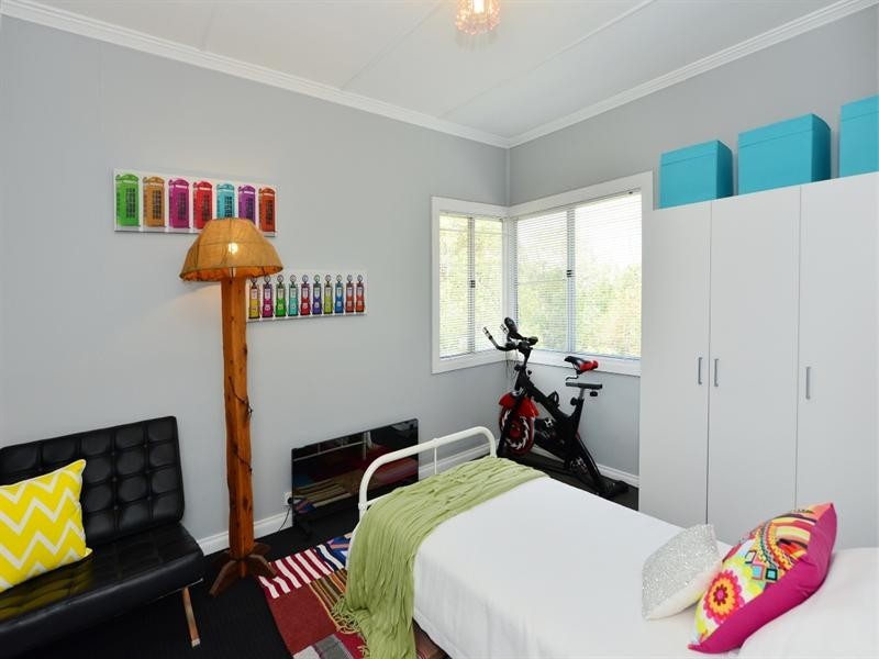 13 Catherine Crescent, Kingsthorpe QLD 4400