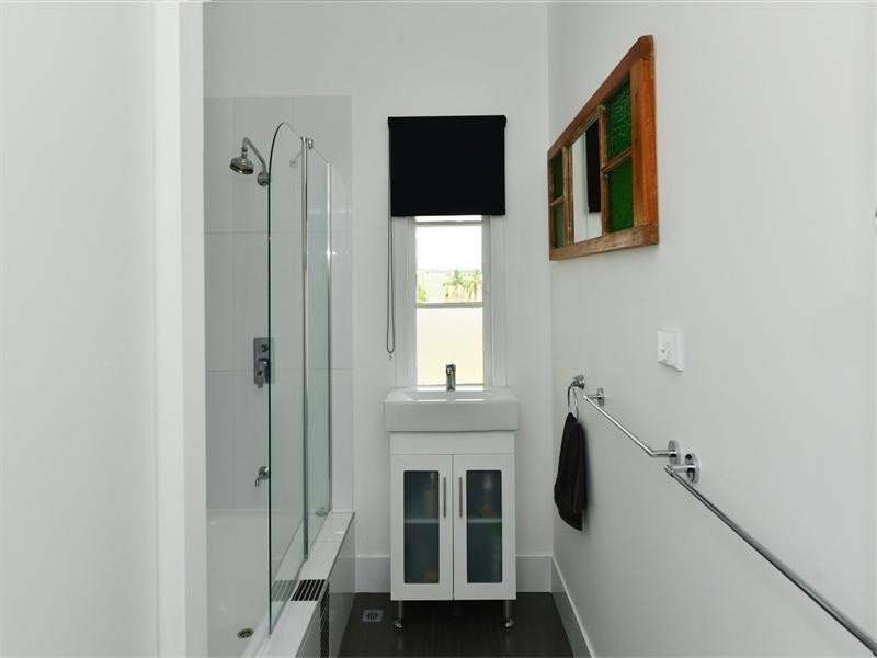 13 Catherine Crescent, Kingsthorpe QLD 4400