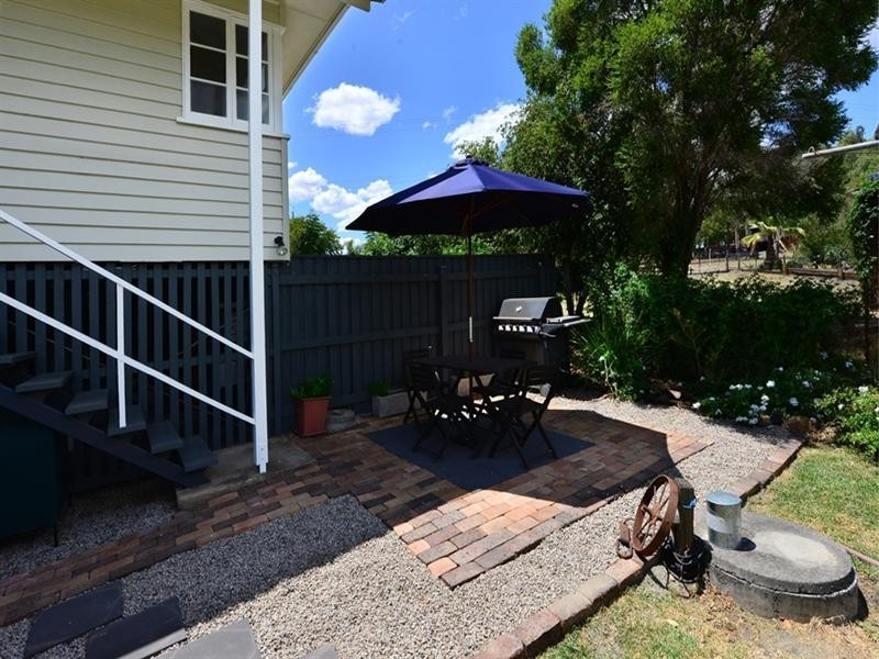 13 Catherine Crescent, Kingsthorpe QLD 4400