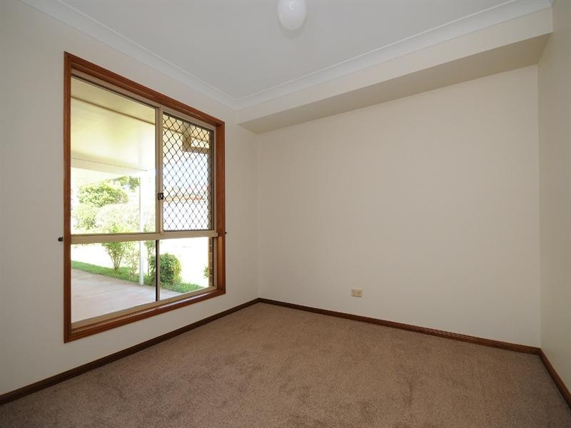 6 Gundry Court, Kearneys Spring QLD 4350