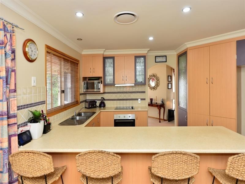 21 Scullin Street, Middle Ridge QLD 4350