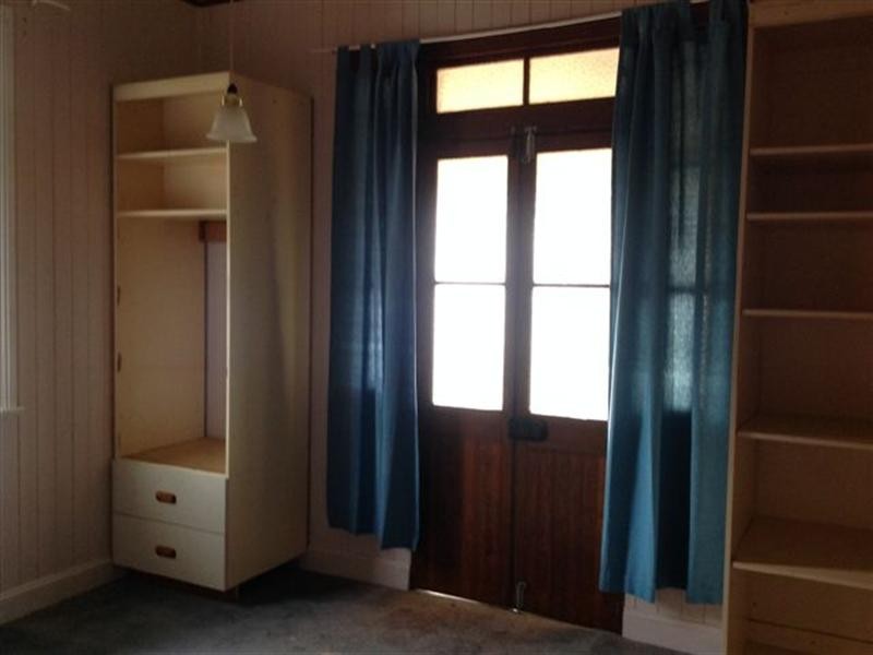 8 Albert Street, Newtown QLD 4350