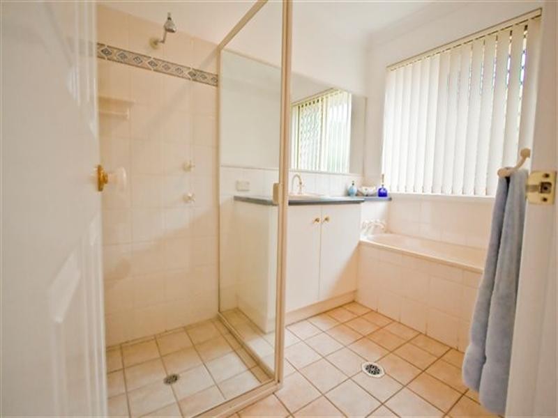 144 Spring Street, Middle Ridge QLD 4350