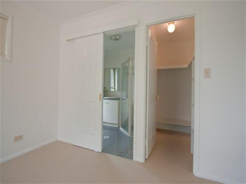 144 Spring Street, Middle Ridge QLD 4350