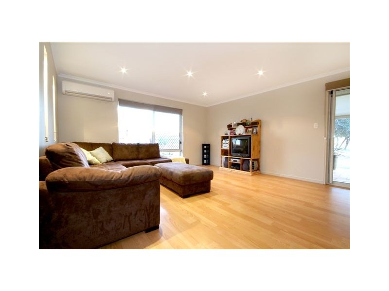 9 Angus Street, Highfields QLD 4352