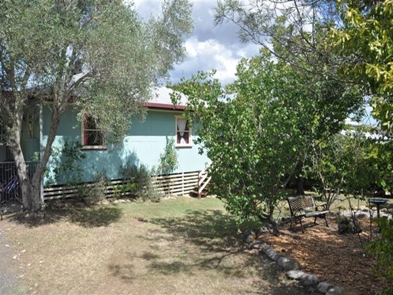 25 Station Street, Helidon QLD 4344