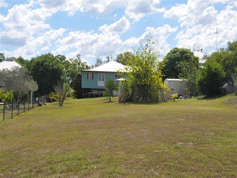 25 Station Street, Helidon QLD 4344